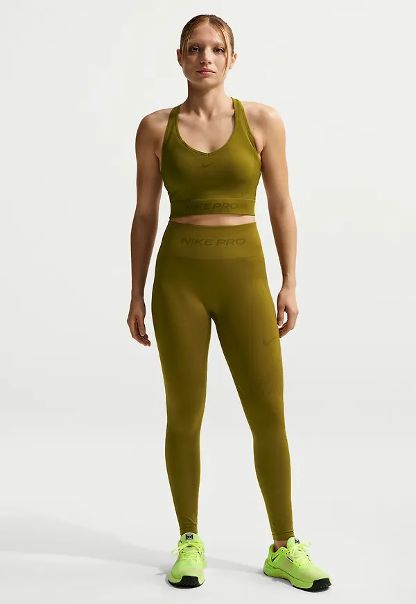 Nike Pro Seamless