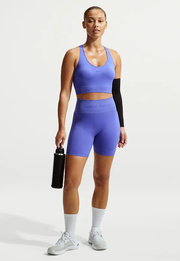 Nike Pro Seamless