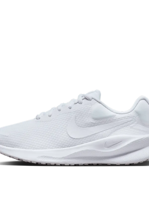 Nike Revolution 7