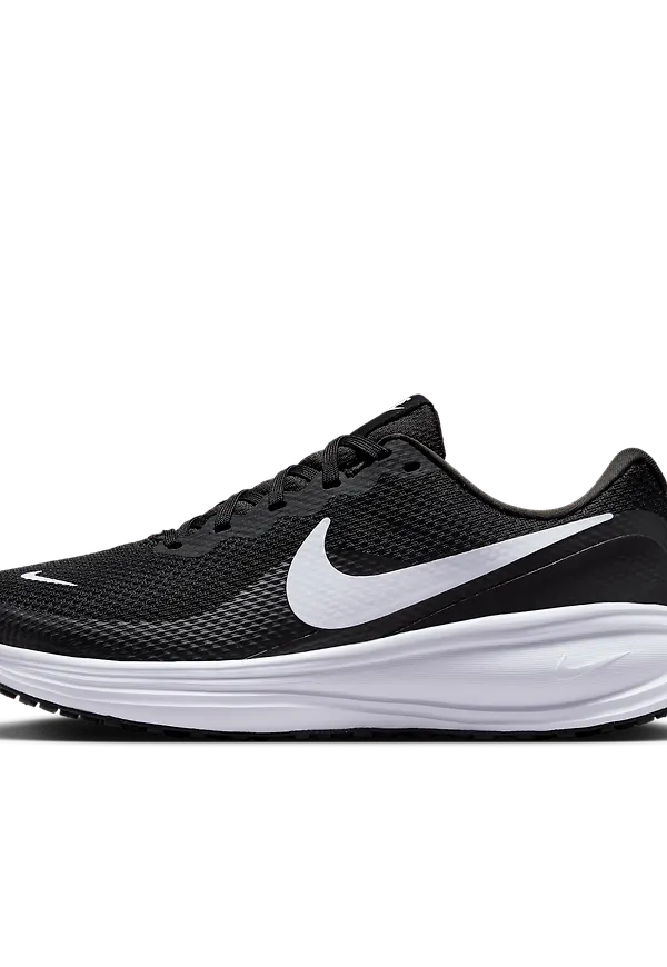 Nike Revolution 8