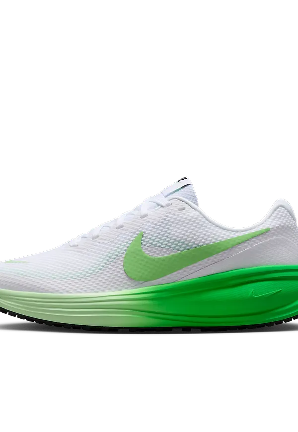 Nike Revolution 8