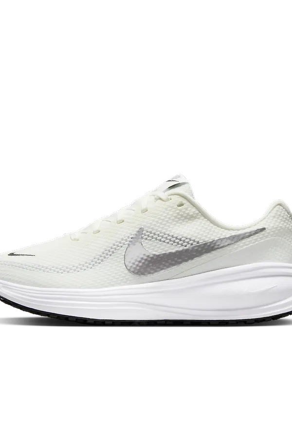 Nike Revolution 8