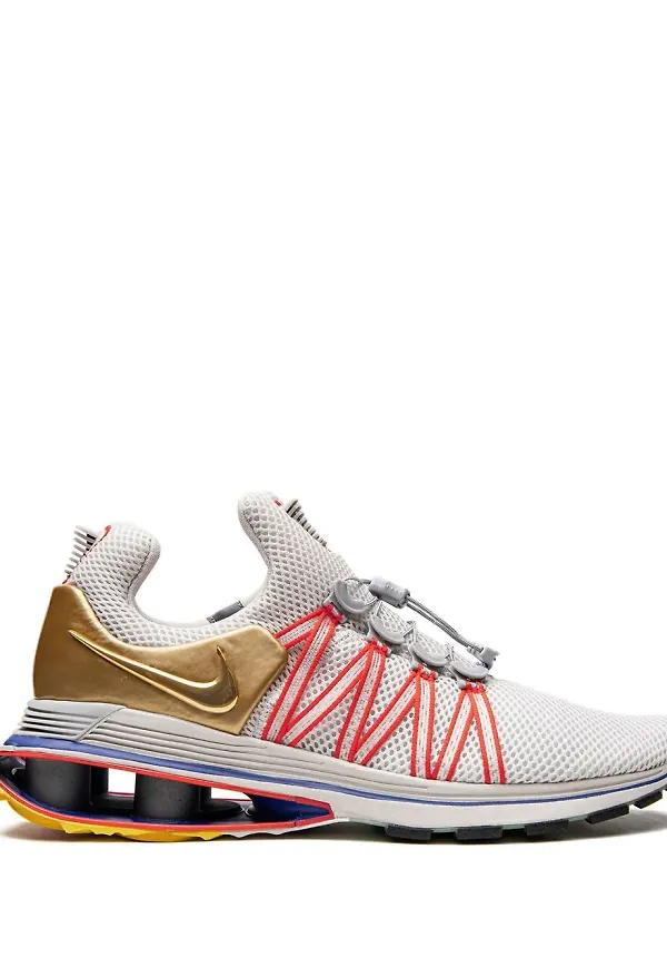 Nike Shox Gravity sneakers