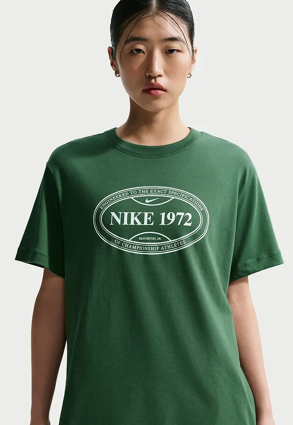 Nike Sportswear