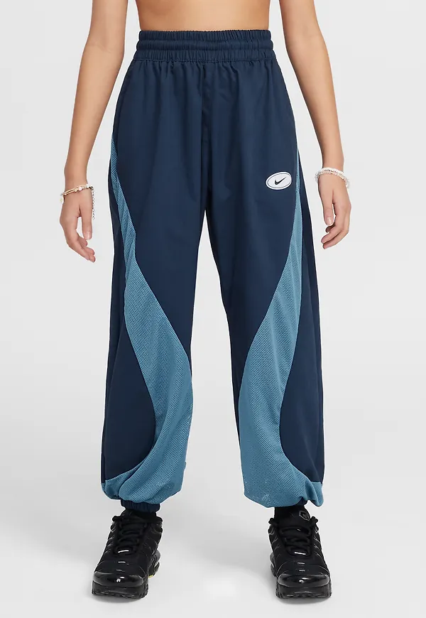 Nike Sportswear