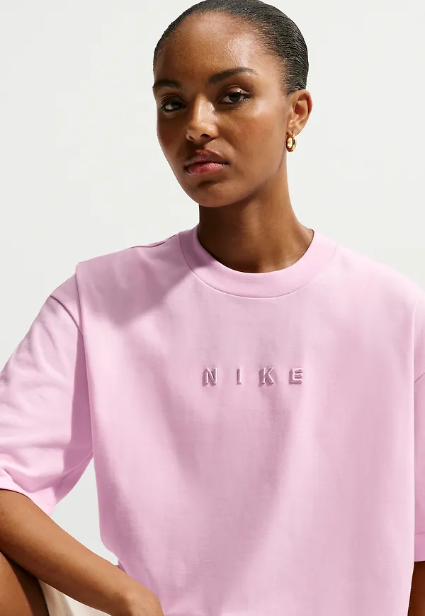Nike Sportswear