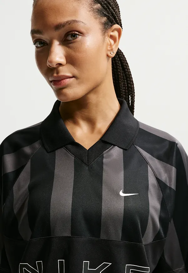 Nike Sportswear