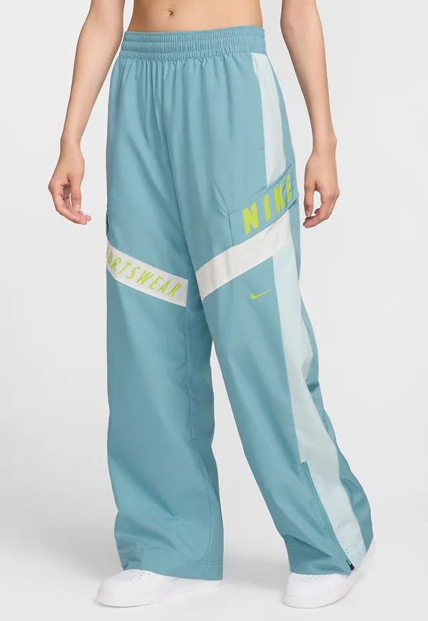 Nike Sportswear