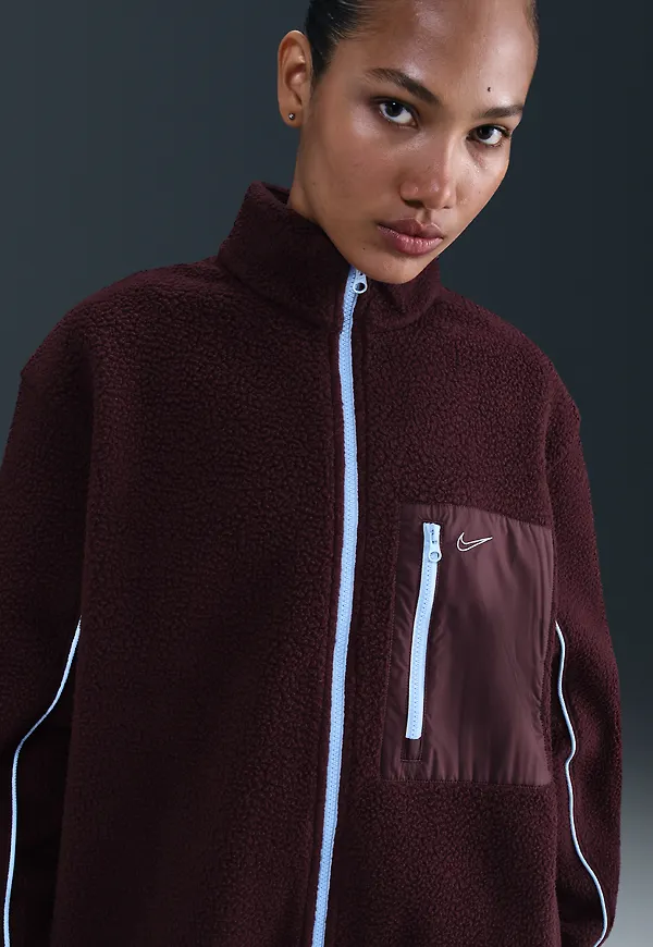 Nike Sportswear