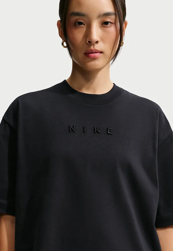 Nike Sportswear