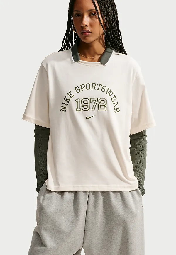 Nike Sportswear