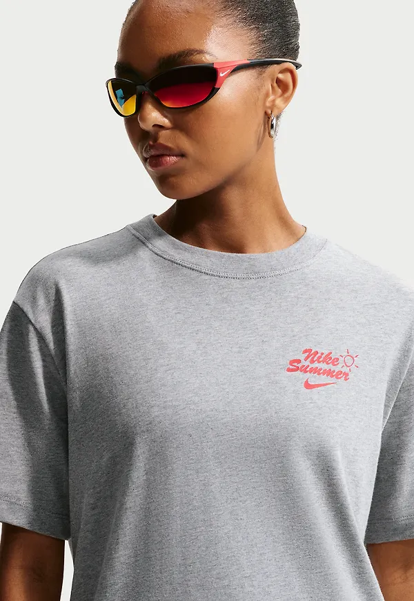 Nike Sportswear