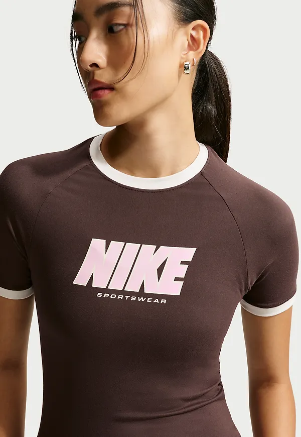Nike Sportswear
