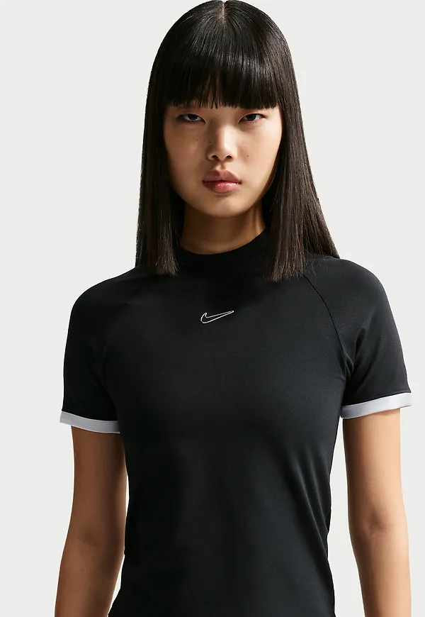 Nike Sportswear
