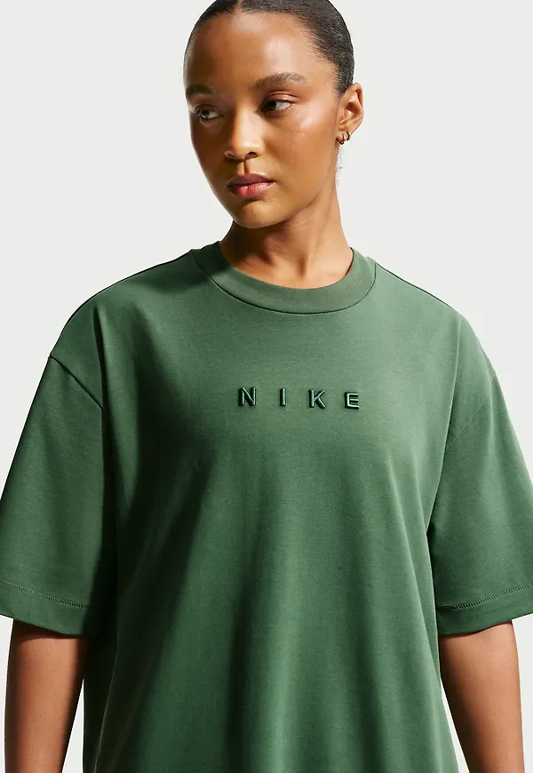 Nike Sportswear