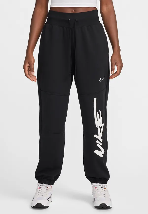 Nike Sportswear Breaking