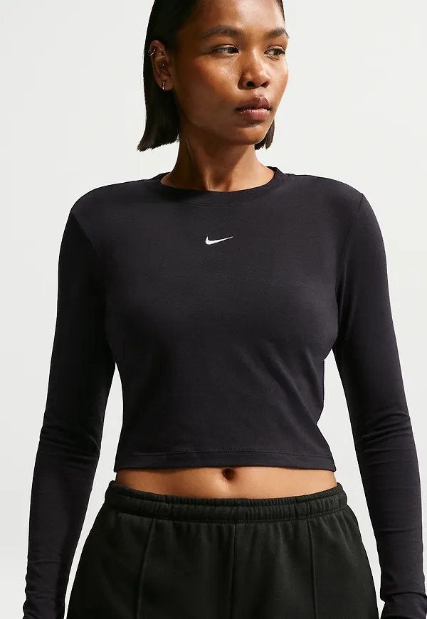Nike Sportswear Chill Knit
