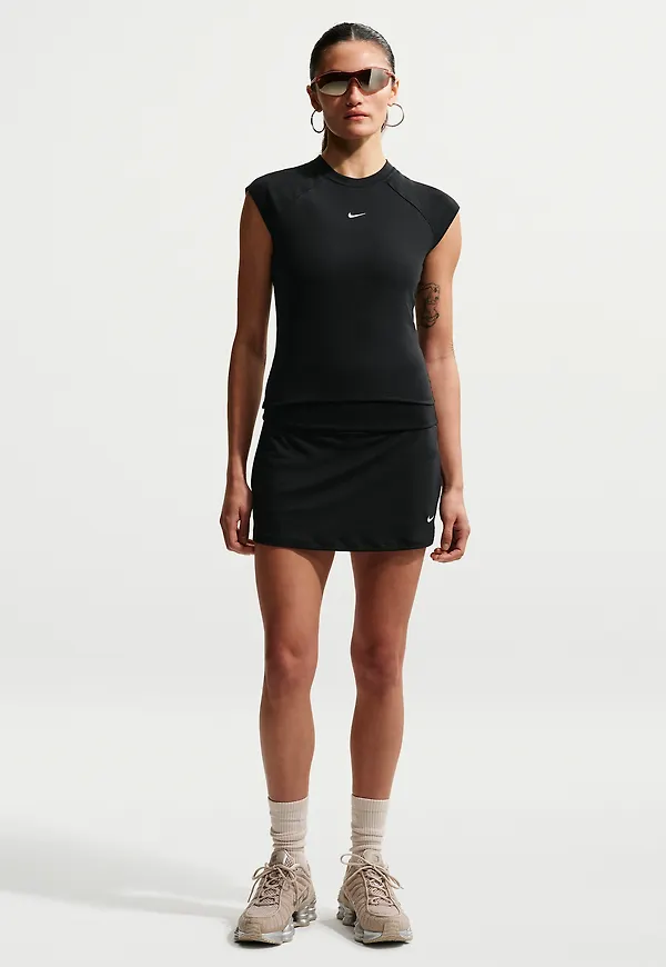 Nike Sportswear Chill Knit