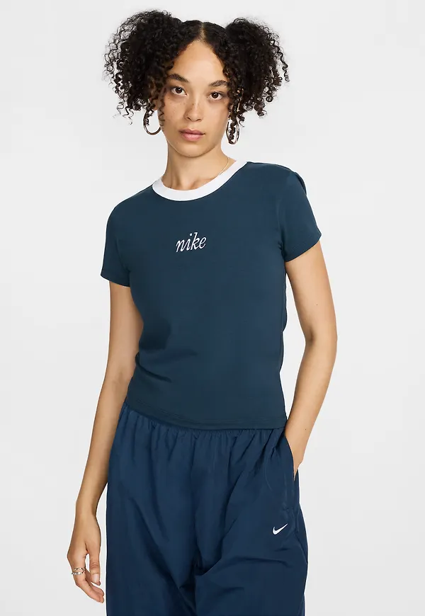Nike Sportswear Chill Knit