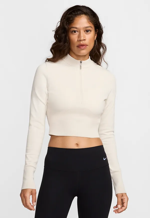 Nike Sportswear Chill Knit