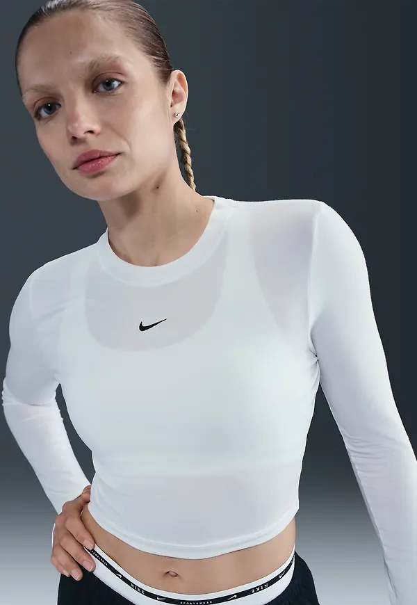 Nike Sportswear Chill Knit