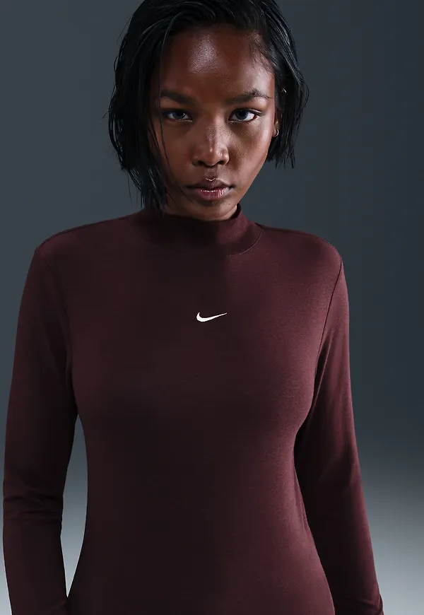 Nike Sportswear Chill Knit