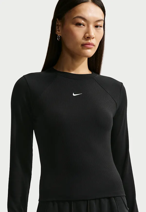 Nike Sportswear Chill Knit