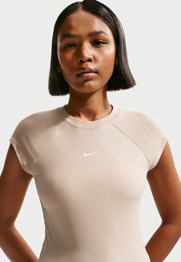 Nike Sportswear Chill Knit