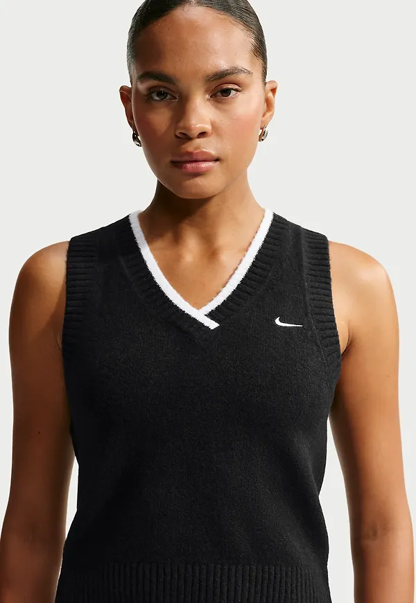 Nike Sportswear Chill Knit