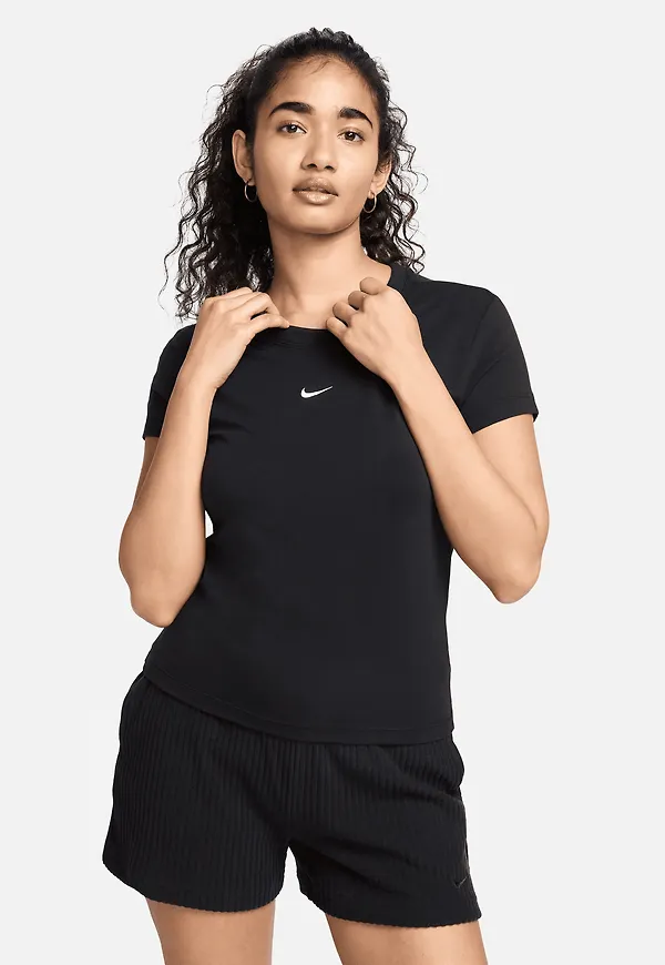 Nike Sportswear Chill Knit