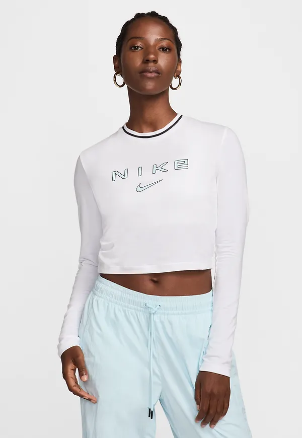 Nike Sportswear Chill Knit