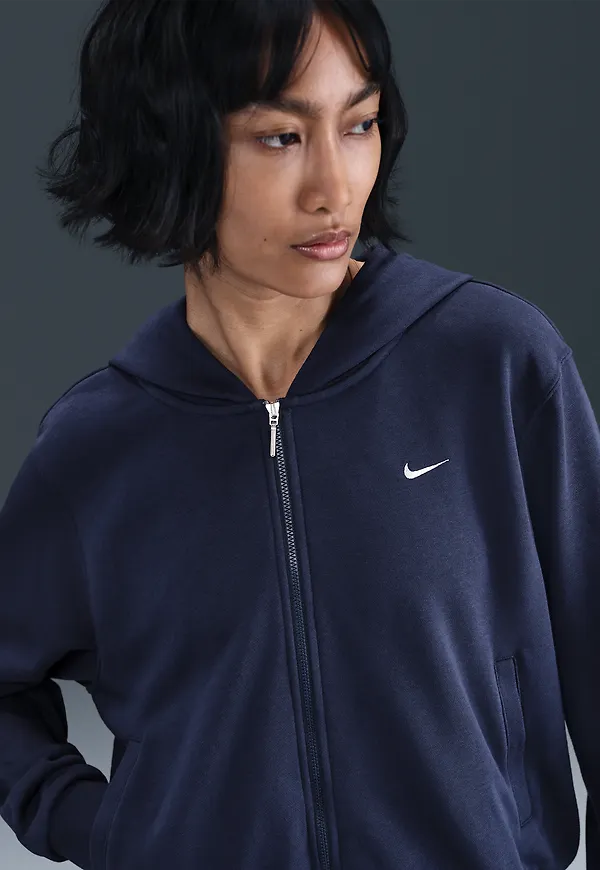 Nike Sportswear Chill Terry