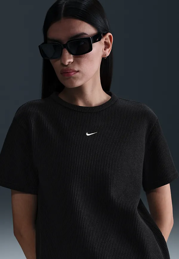 Nike Sportswear Chill Waffle
