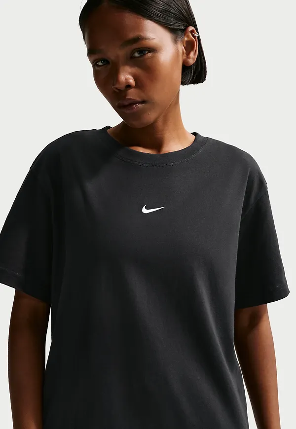 Nike Sportswear Classic