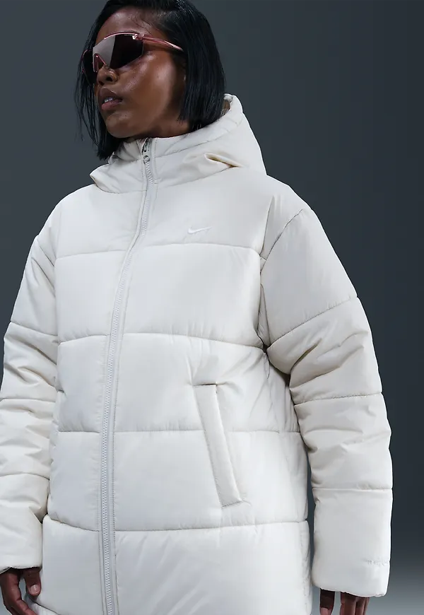 Nike Sportswear Classic
