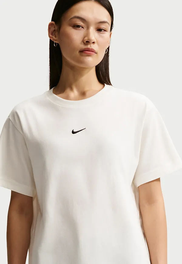 Nike Sportswear Classic