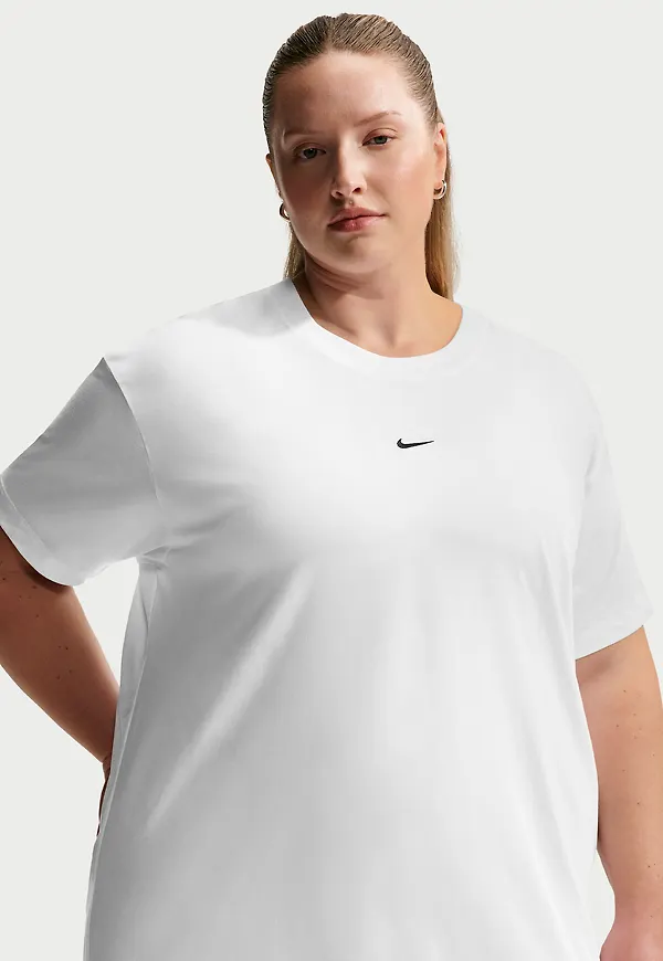 Nike Sportswear Classic