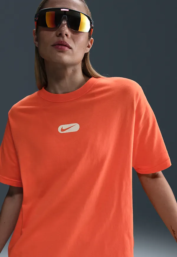 Nike Sportswear Club