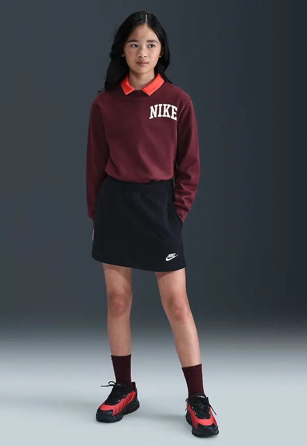 Nike Sportswear Club