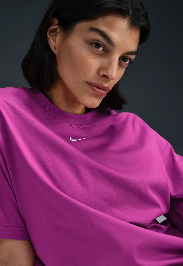 Nike Sportswear Essential