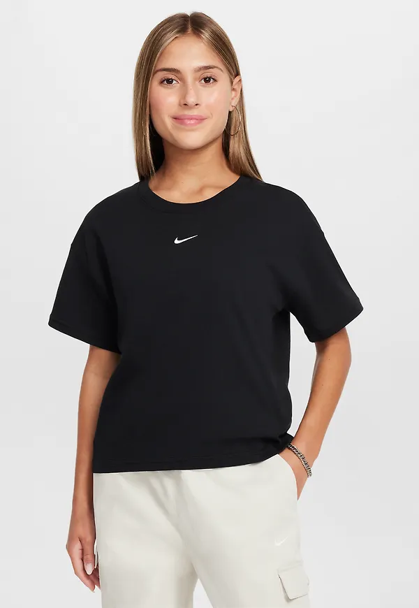Nike Sportswear Essential