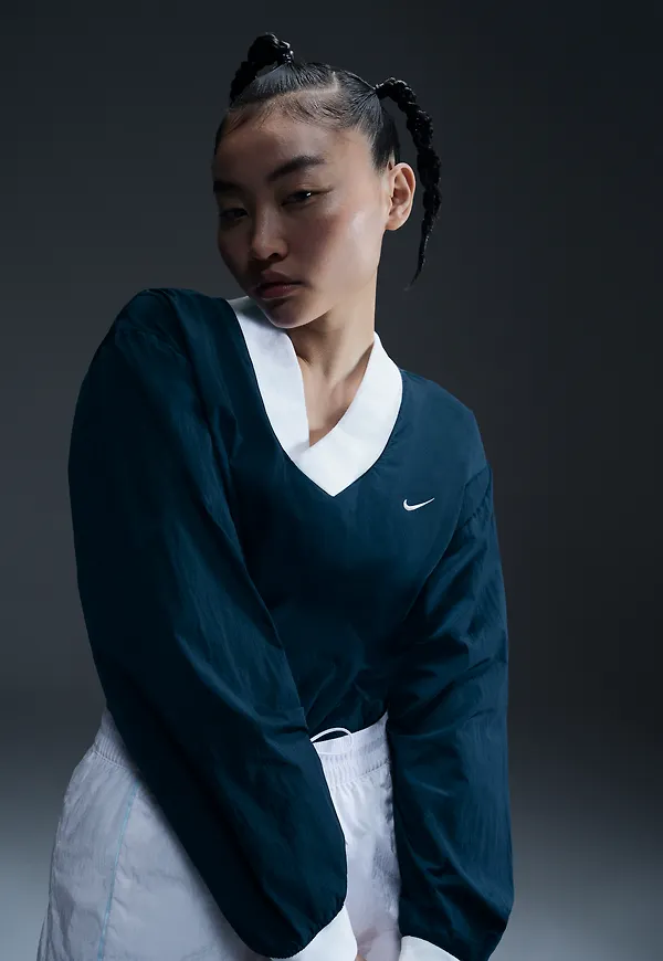 Nike Sportswear Essential
