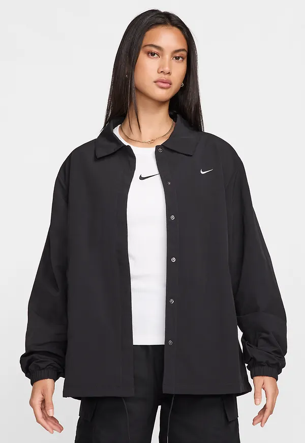 Nike Sportswear Essential