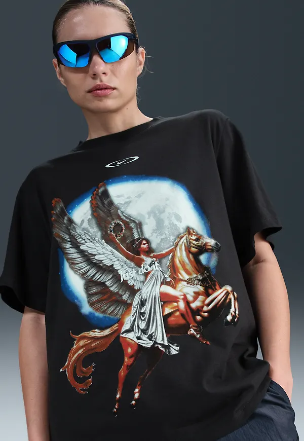 Nike Sportswear Essential
