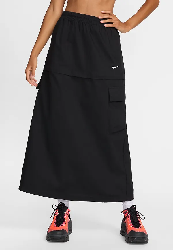 Nike Sportswear Essential