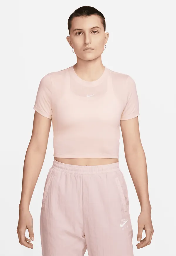 Nike Sportswear Essential