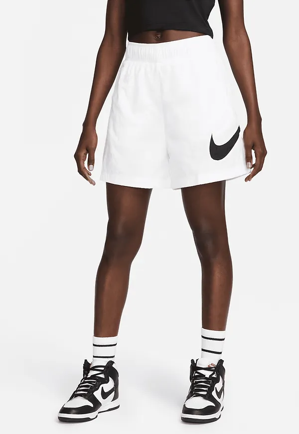 Nike Sportswear Essential