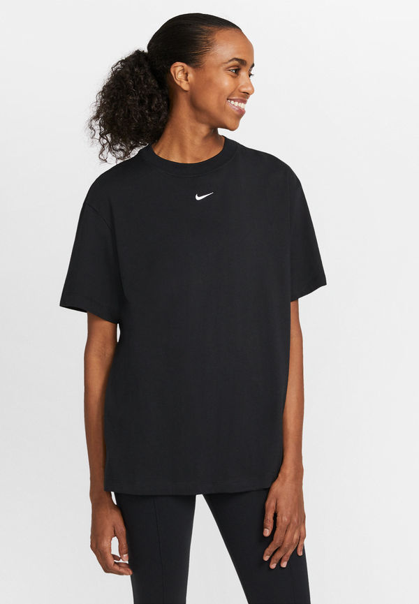 Nike Sportswear Essential