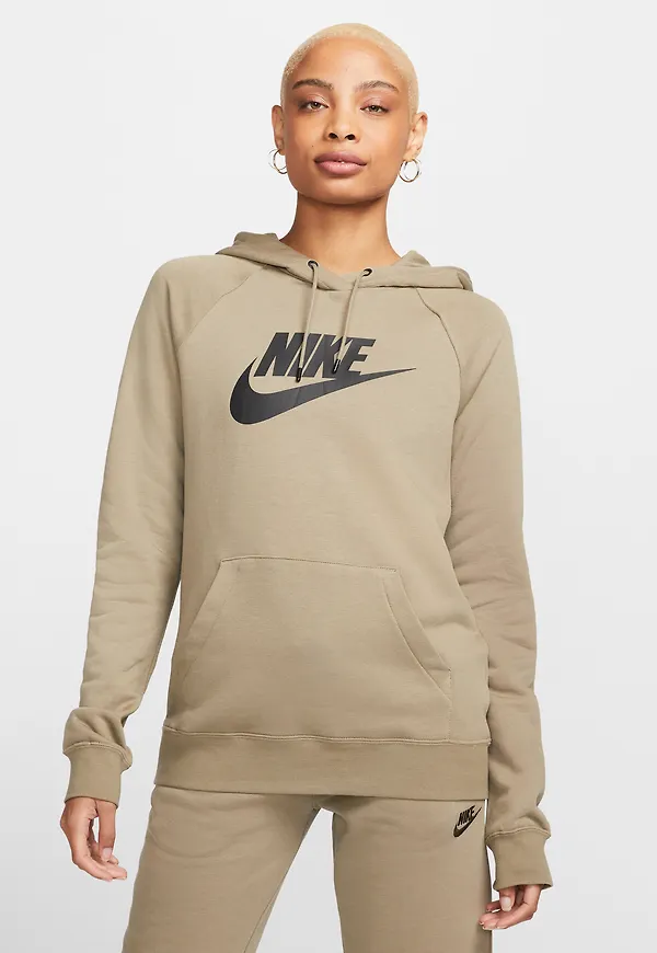 Nike Sportswear Essential