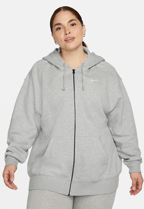 Nike Sportswear Essentials